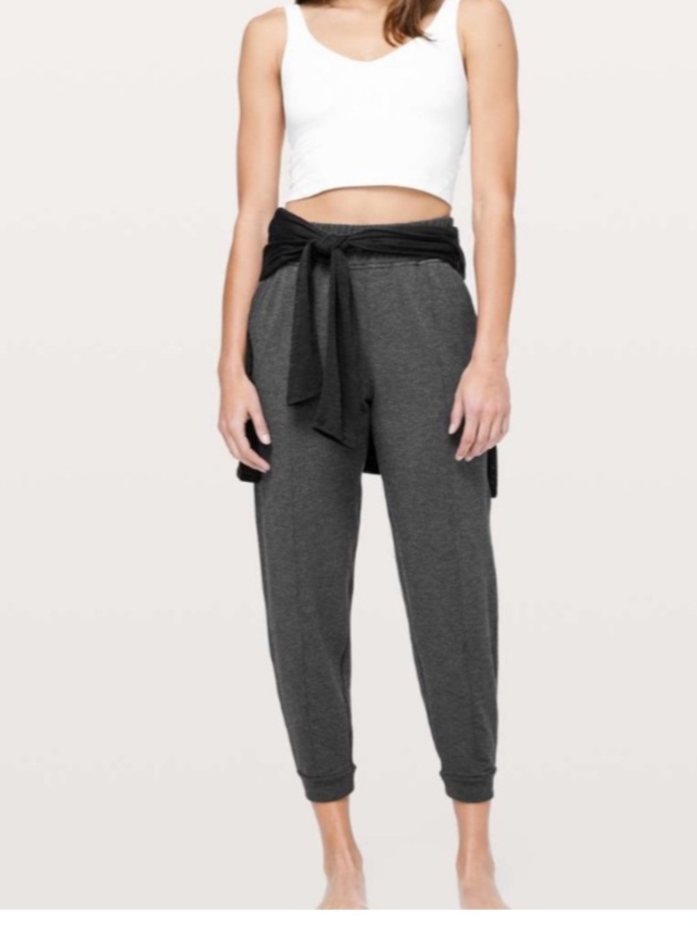 Lululemon At My Leisure Jogger
Heathered Mod Black Size 4